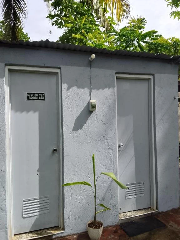 Exterior of the bathroom and shower area — Family Room